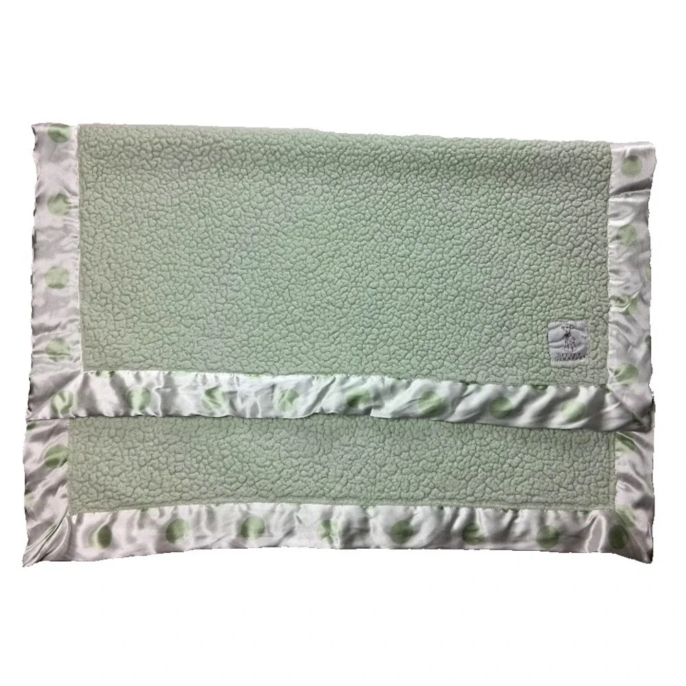 Little Giraffe Green White Satin Polka Dot Trim 28x34 Unisex Sherpa Blanket‎